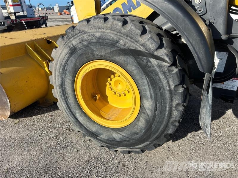 Komatsu WA270-8 Wheel Loader Cargadoras sobre ruedas