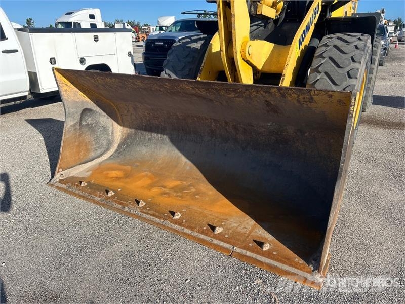 Komatsu WA270-8 Wheel Loader Cargadoras sobre ruedas