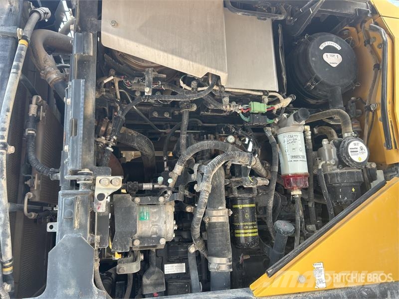 Komatsu WA270-8 Wheel Loader Hjullastare