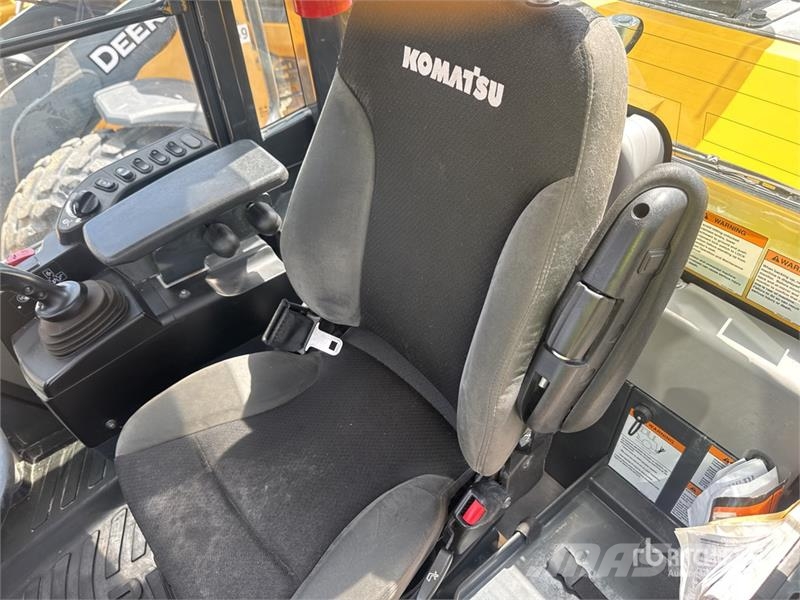 Komatsu WA270-8 Wheel Loader لوادر بعجل