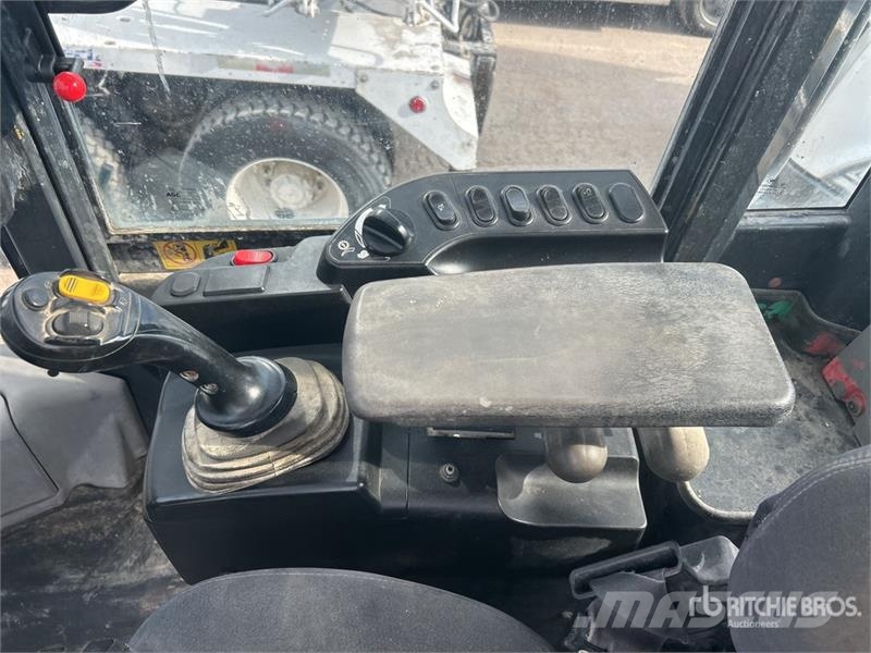 Komatsu WA270-8 Wheel Loader Hjullastare