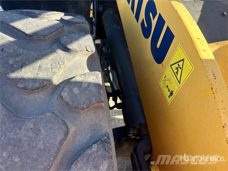 Komatsu WA270-8 Wheel Loader Cargadoras sobre ruedas