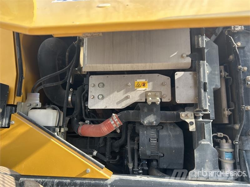 Komatsu WA270-8 Wheel Loader Hjullastare