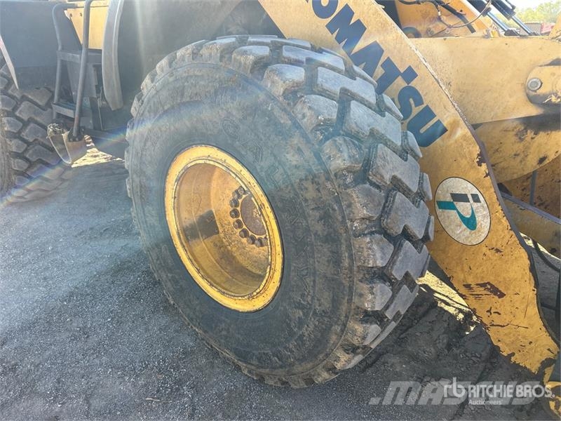 Komatsu WA320-7 لوادر بعجل