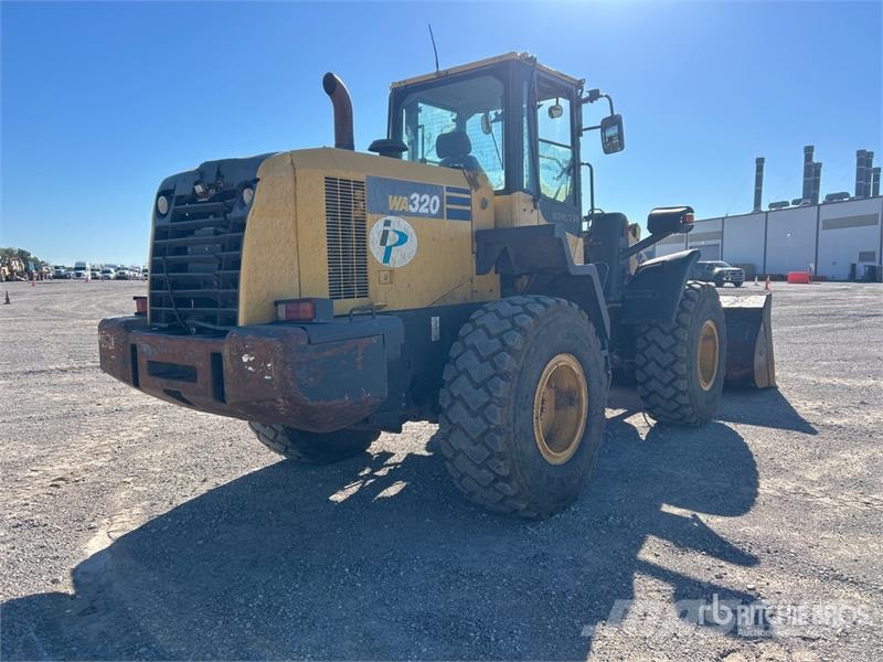 Komatsu WA320-7 لوادر بعجل