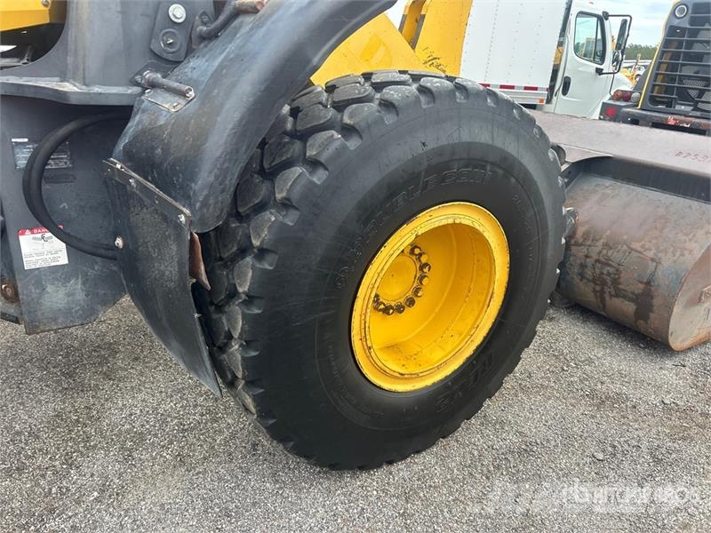 Komatsu WA320-8 Wheel Loader Chargeuse sur pneus