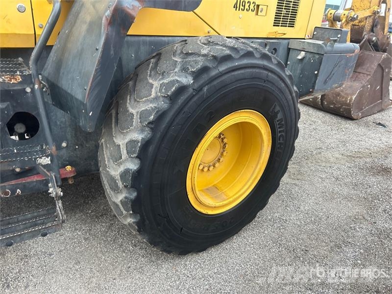 Komatsu WA320-8 Wheel Loader Chargeuse sur pneus
