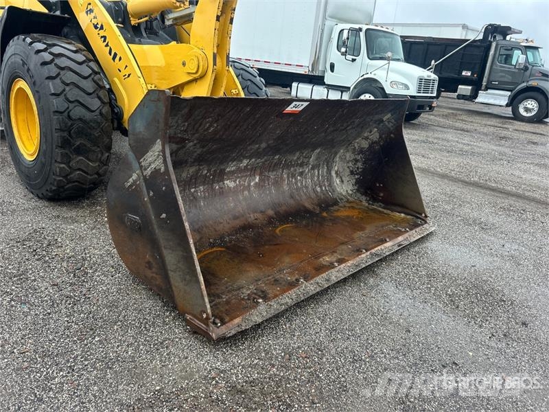 Komatsu WA320-8 Wheel Loader 휠로우더