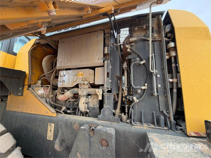 Komatsu WA320-8 Wheel Loader Radlader