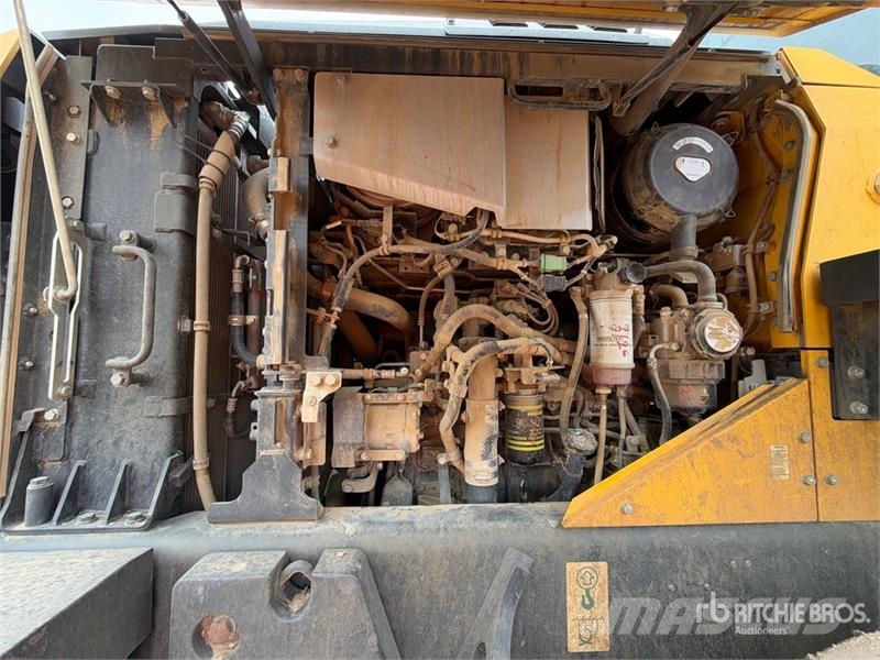 Komatsu WA320-8 Wheel Loader Radlader