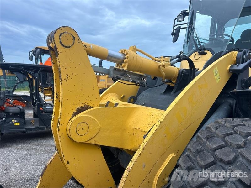 Komatsu WA320-8 Wheel Loader Chargeuse sur pneus