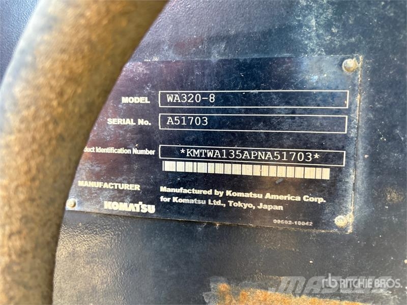 Komatsu WA320-8 Wheel Loader Iekrāvēji uz riteņiem
