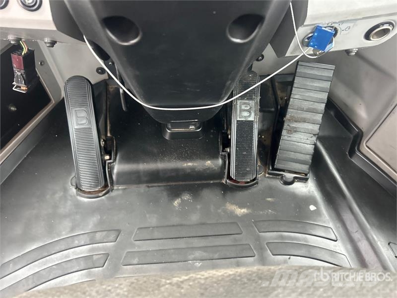 Komatsu WA320-8 Wheel Loader Chargeuse sur pneus