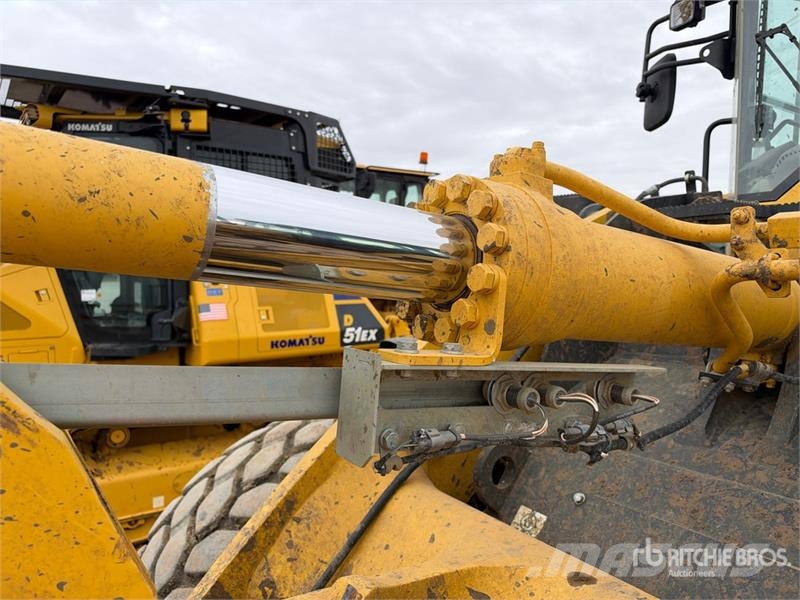 Komatsu WA320-8 Wheel Loader Radlader