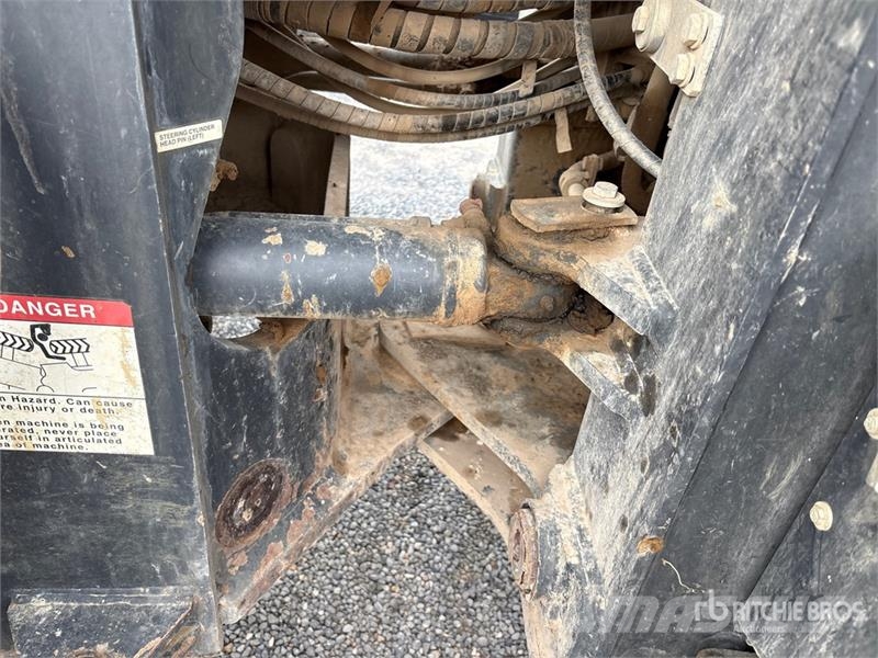 Komatsu WA320-8 Wheel Loader Kolesni nakladalci