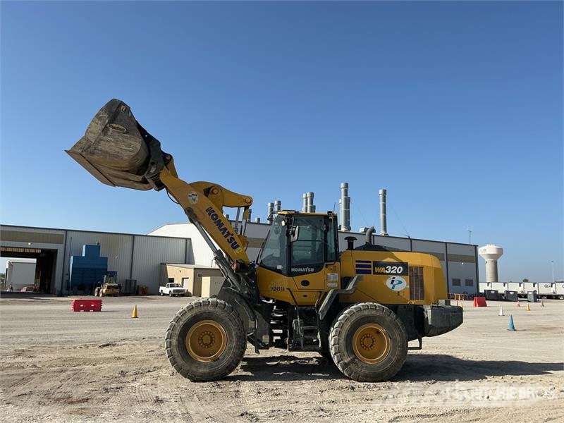Komatsu WA320-8 Wheel Loader Колесни товарачи