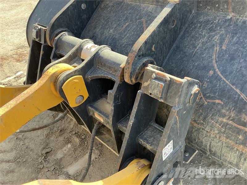 Komatsu WA320-8 Wheel Loader Колесни товарачи