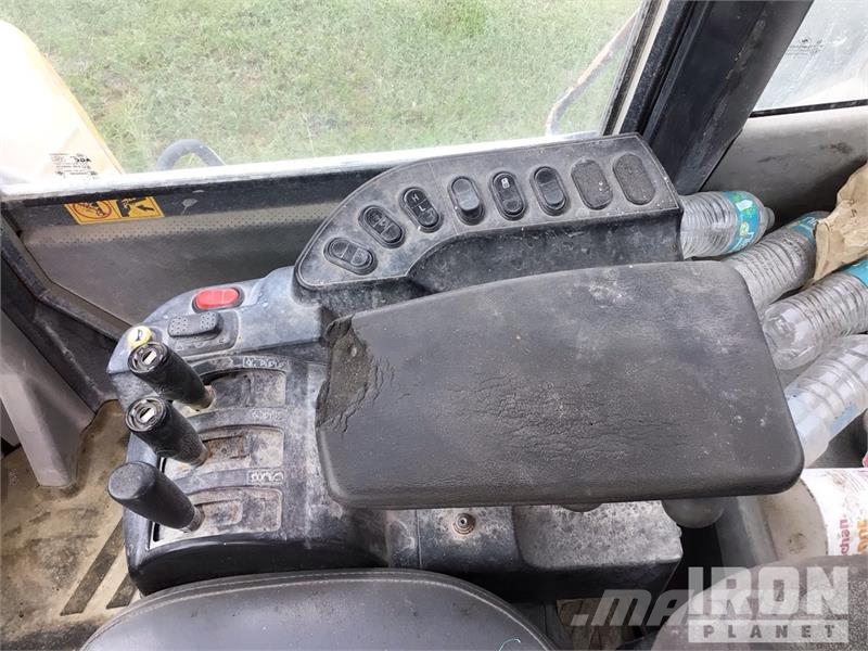 Komatsu WA380-7 Pale gommate