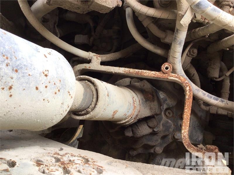 Komatsu WA380-7 Pale gommate