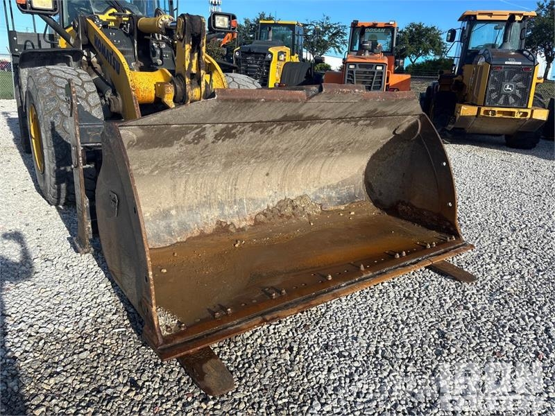 Komatsu WA380-8 Hjullastare