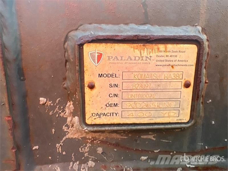 Komatsu WA380-8 Wheel Loader Rataslaadurid