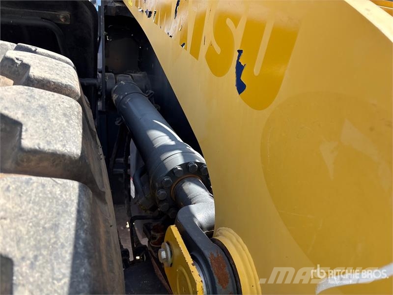 Komatsu WA380-8 Wheel Loader Chargeuse sur pneus