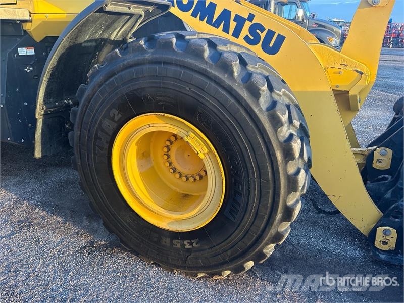 Komatsu WA380-8 Wheel Loader Rataslaadurid