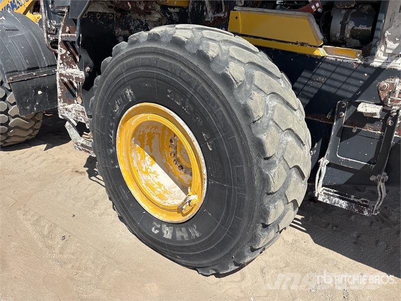 Komatsu WA380-8 Wheel Loader Tekerlekli yükleyiciler