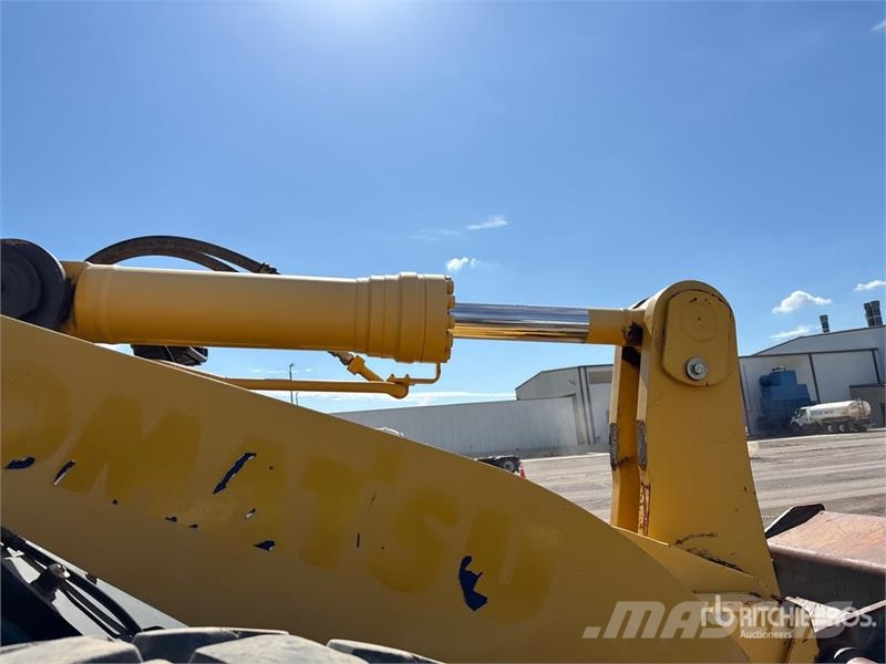 Komatsu WA380-8 Wheel Loader Chargeuse sur pneus
