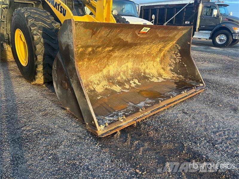 Komatsu WA380-8 Wheel Loader Rataslaadurid