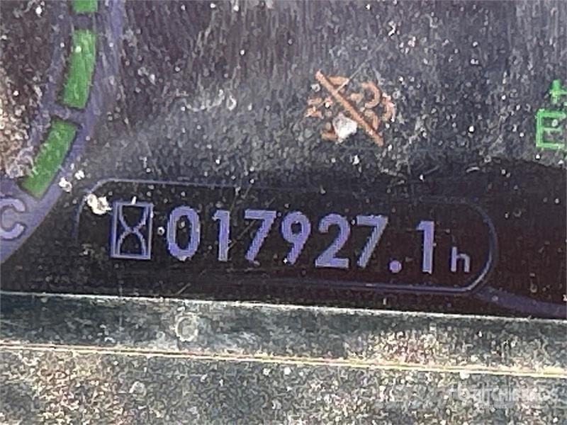 Komatsu WA470-7 Pale gommate