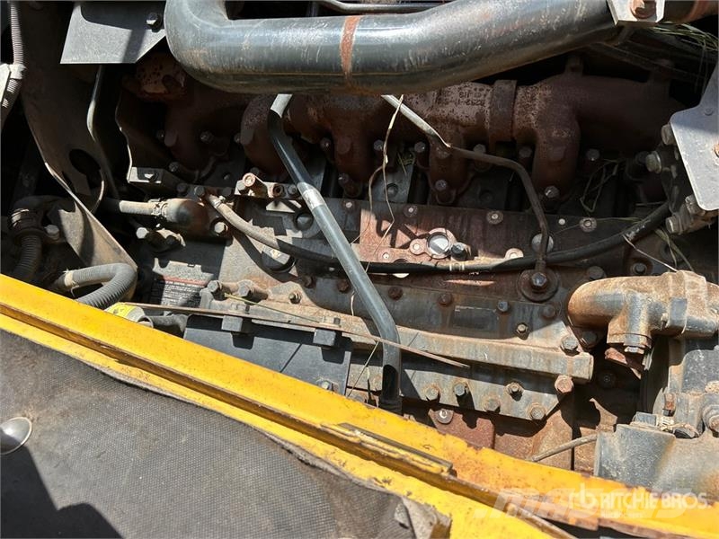 Komatsu WA470-7 Pale gommate