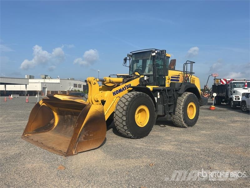 Purchase Komatsu WA475-10 wheel loaders, Bid & Buy on Auction - Mascus