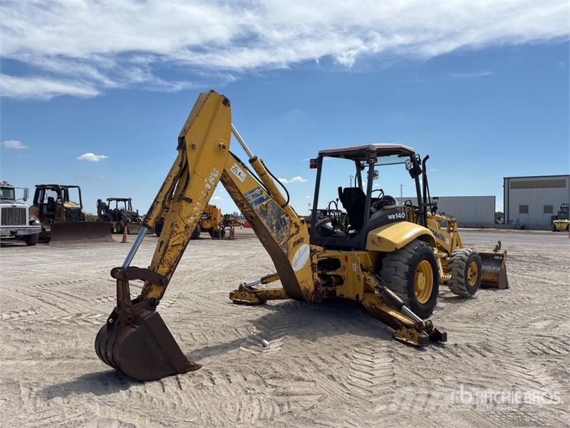 Komatsu WB140 Retroescavadeiras