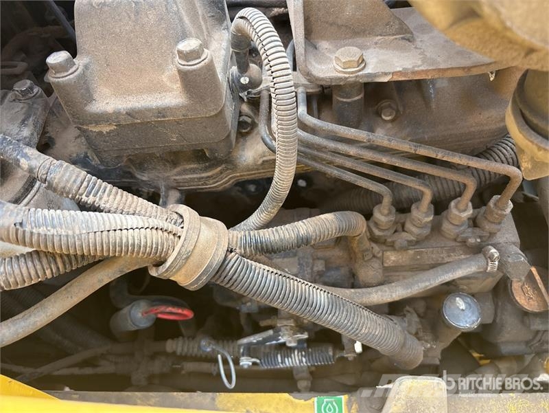 Komatsu WB140 Retroescavadeiras