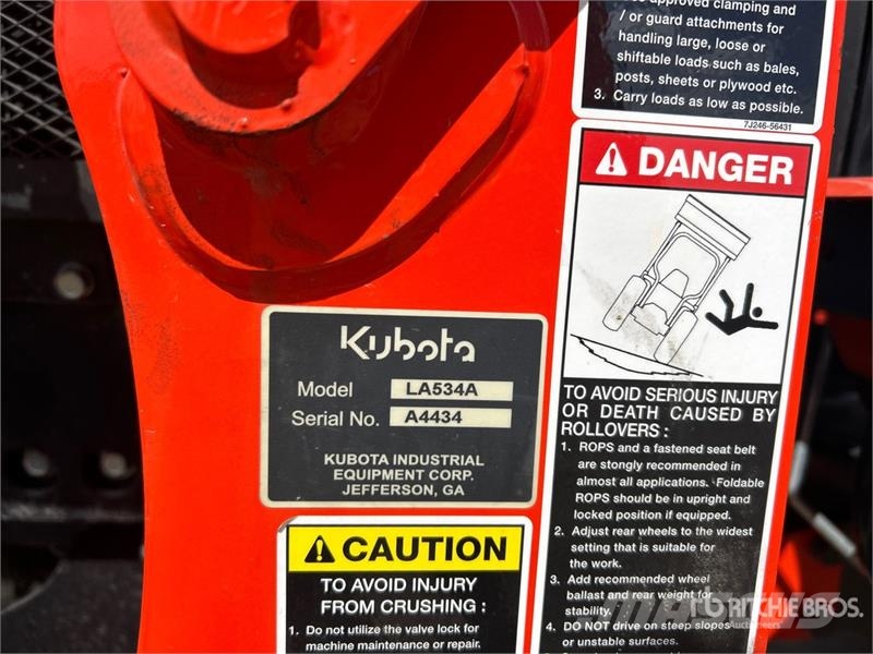 Kubota B3350HSD Taajamatraktorit