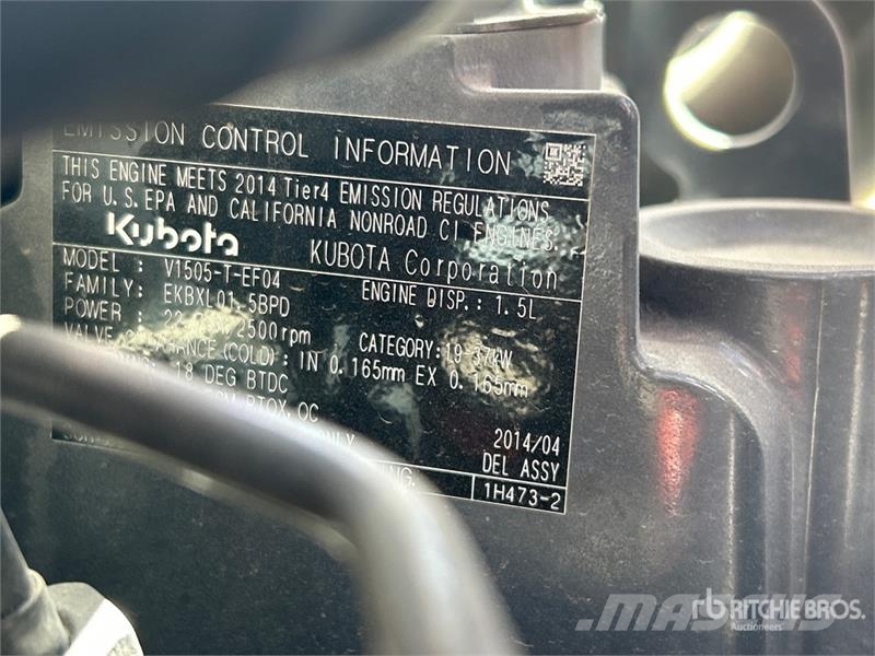 Kubota B3350HSD Taajamatraktorit