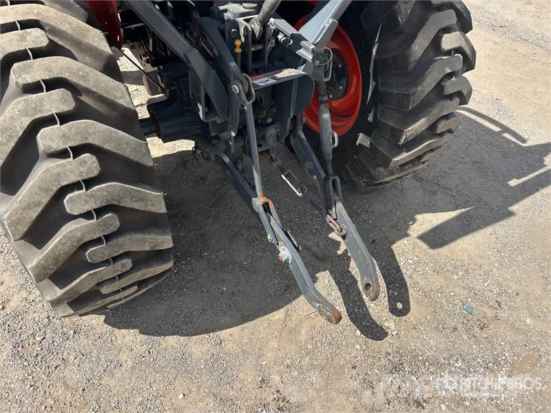 Kubota B3350HSD Taajamatraktorit