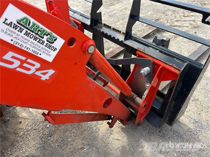 Kubota B3350HSD Taajamatraktorit
