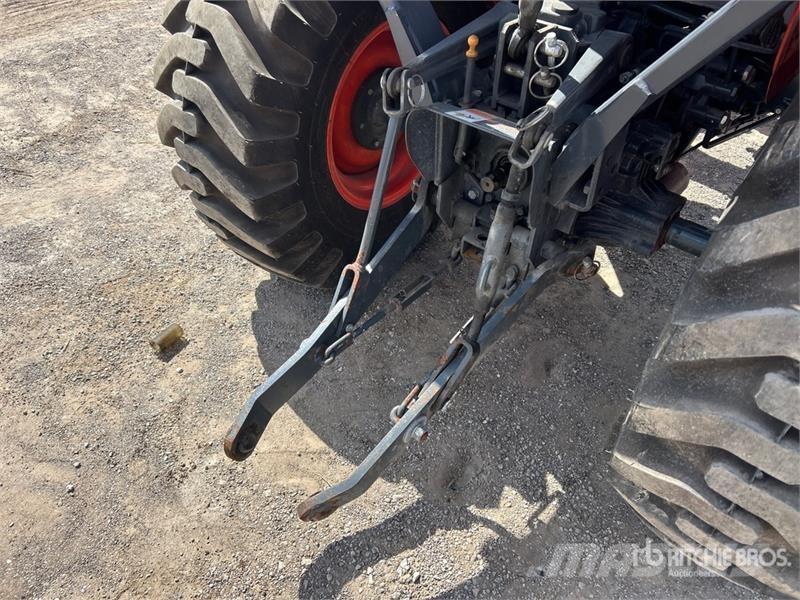 Kubota B3350HSD Taajamatraktorit
