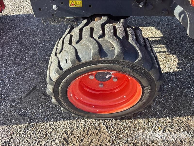 Kubota BX23S 4WD Utility Tractor Tractores compactos