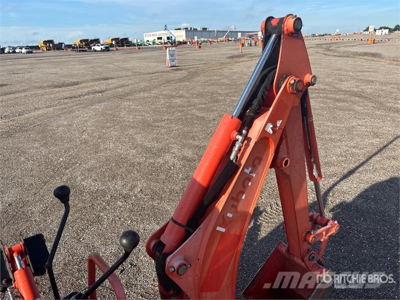 Kubota BX23S 4WD Utility Tractor Tractores compactos