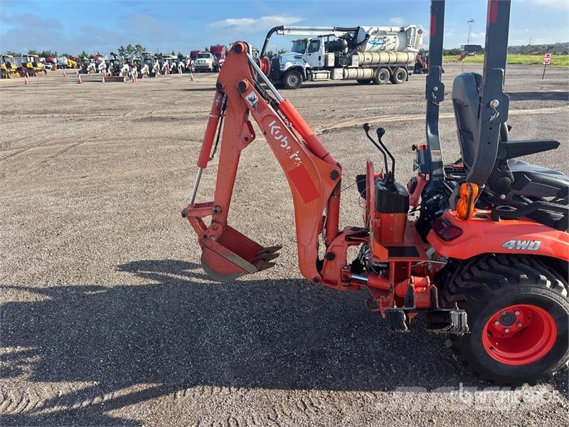 Kubota BX23S 4WD Utility Tractor Tractores compactos