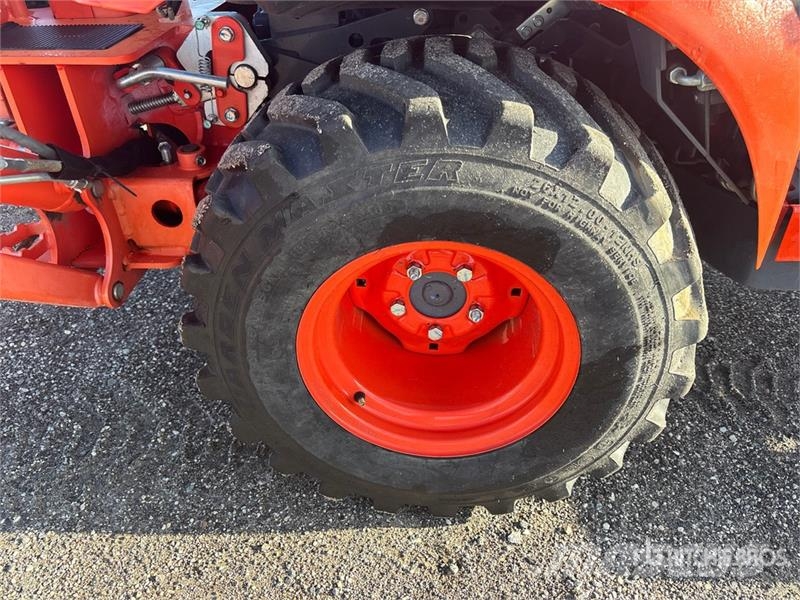 Kubota BX23S 4WD Utility Tractor Tractores compactos