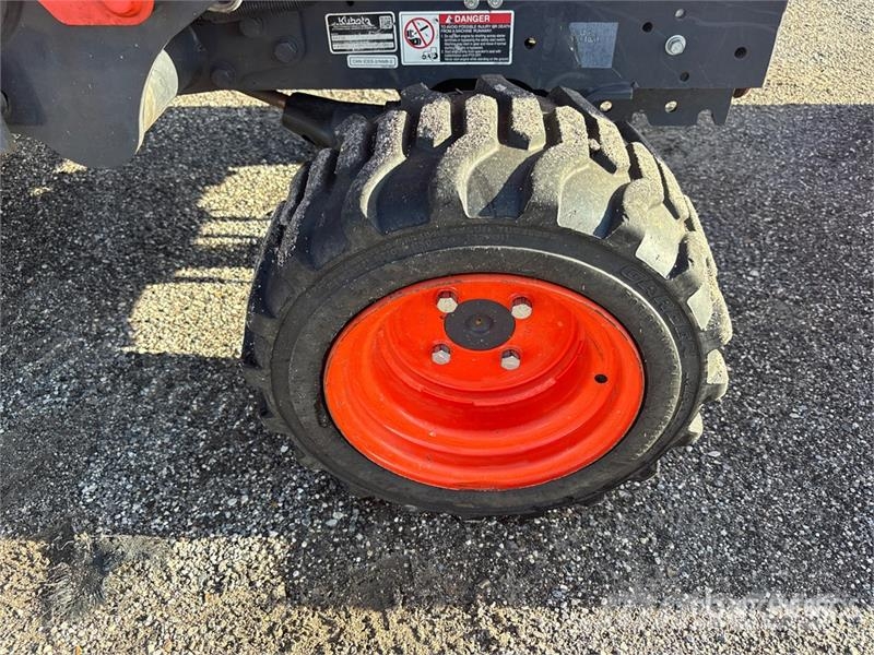 Kubota BX23S 4WD Utility Tractor Tractores compactos