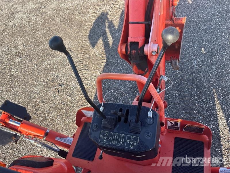 Kubota BX23S 4WD Utility Tractor Tractores compactos