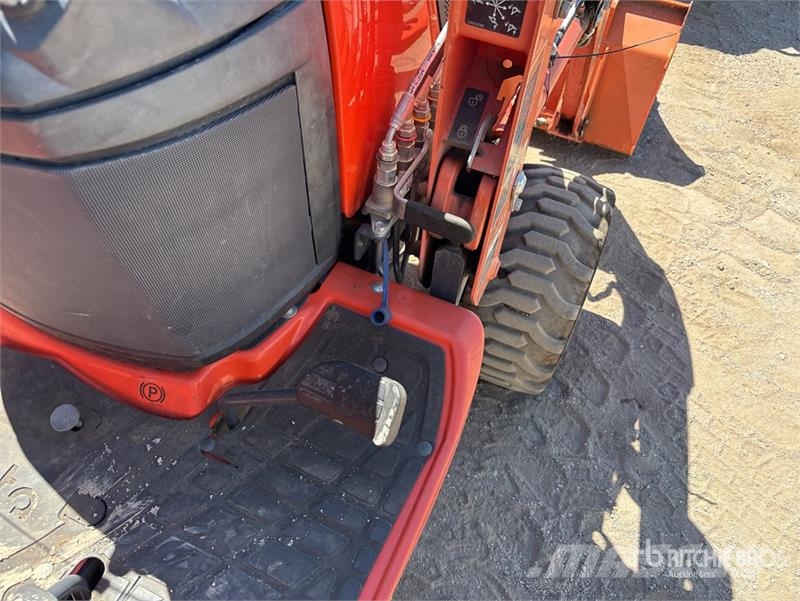 Kubota BX23SLB-R 4WD Utility Tractor Kompakttraktorer