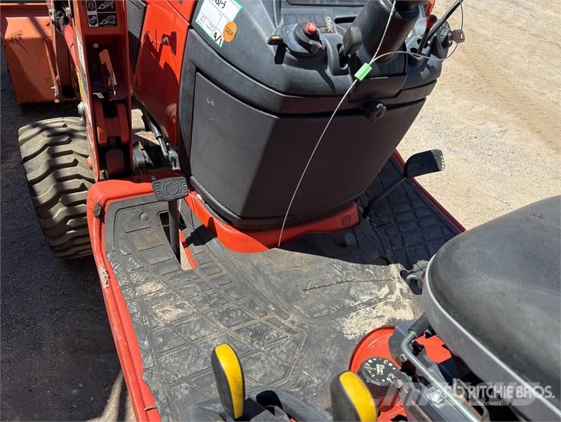 Kubota BX23SLB-R 4WD Utility Tractor Kompakttraktorer