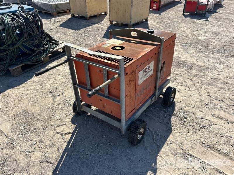 Kubota GL7000 6.5 kW Portable Generator Set Outros Geradores