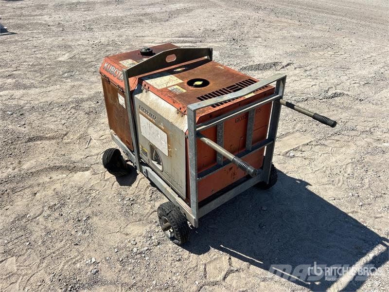 Kubota GL7000 6.5 kW Portable Generator Set Outros Geradores